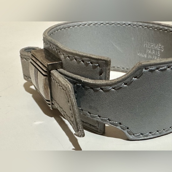 Hermes Grey Artemis Leather Bracelet - Picture 3 of 7